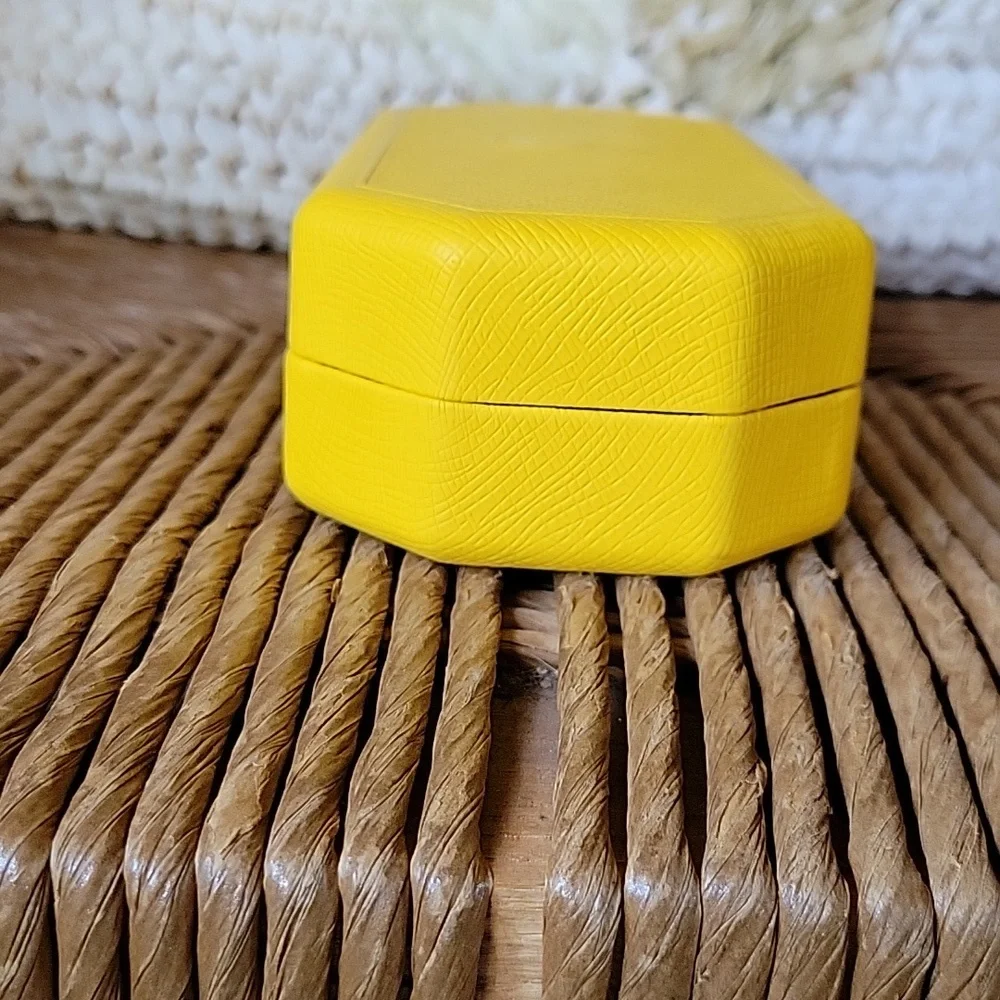 Swarovski yellow hard